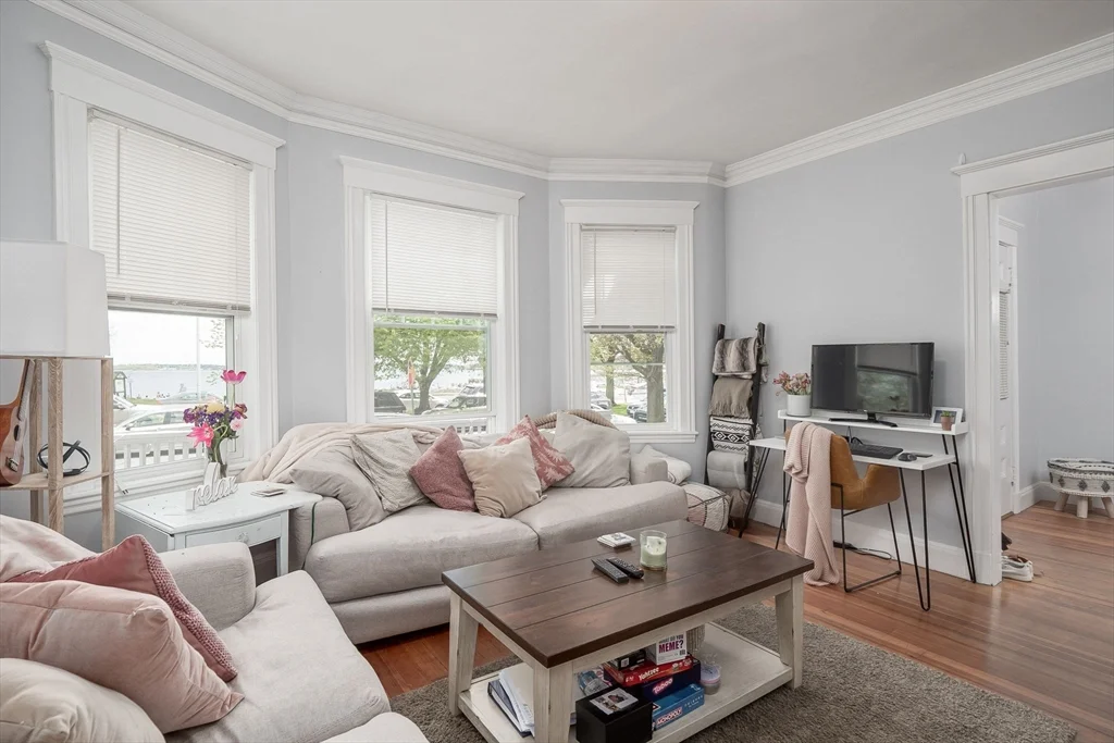 3 bed, 1 bath apartment for rent at 1740 Columbia Rd Unit 1, South Boston — photo 3 of 36