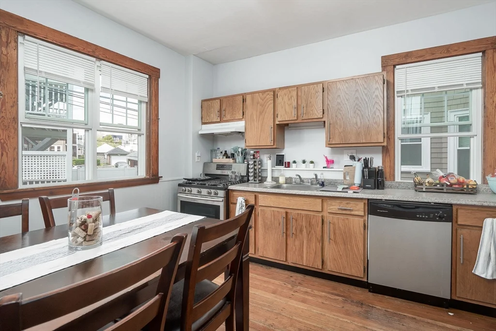 3 bed, 1 bath apartment for rent at 1740 Columbia Rd Unit 1, South Boston — photo 15 of 36