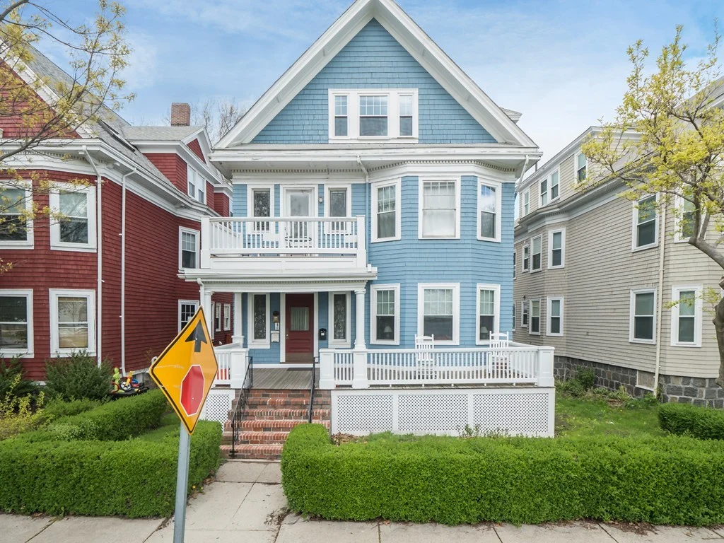 2 bed, 1 bath apartment for rent at 1740 Columbia Rd Unit 3, South Boston