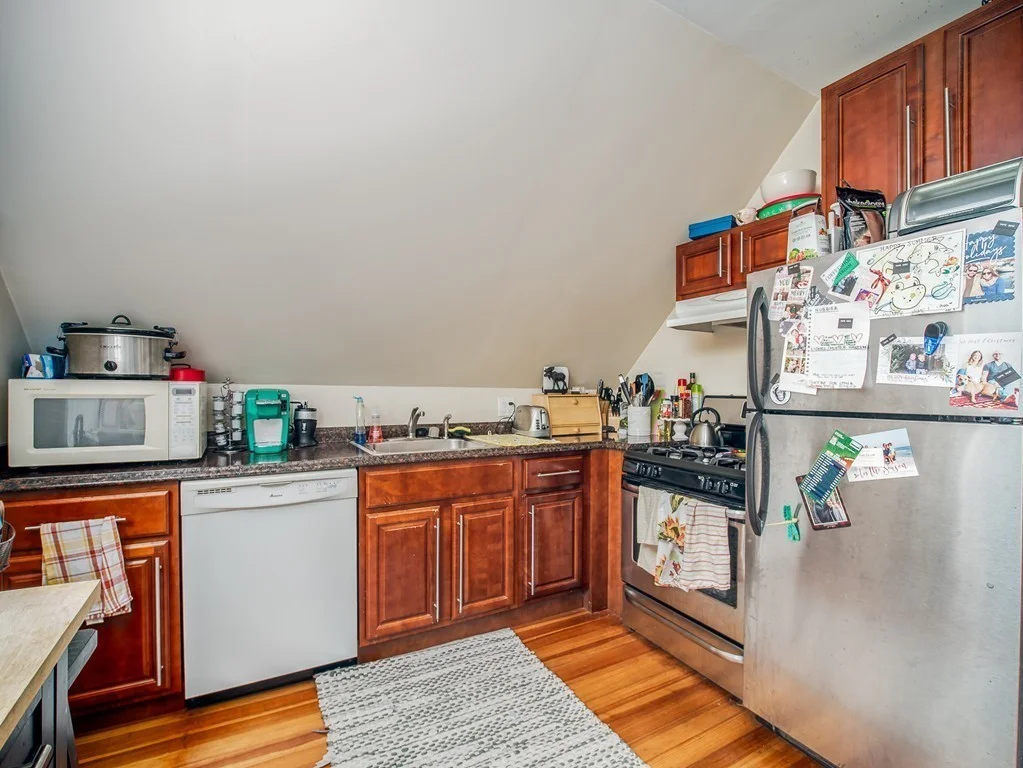2 bed, 1 bath apartment for rent at 1740 Columbia Rd Unit 3, South Boston — photo 8 of 20