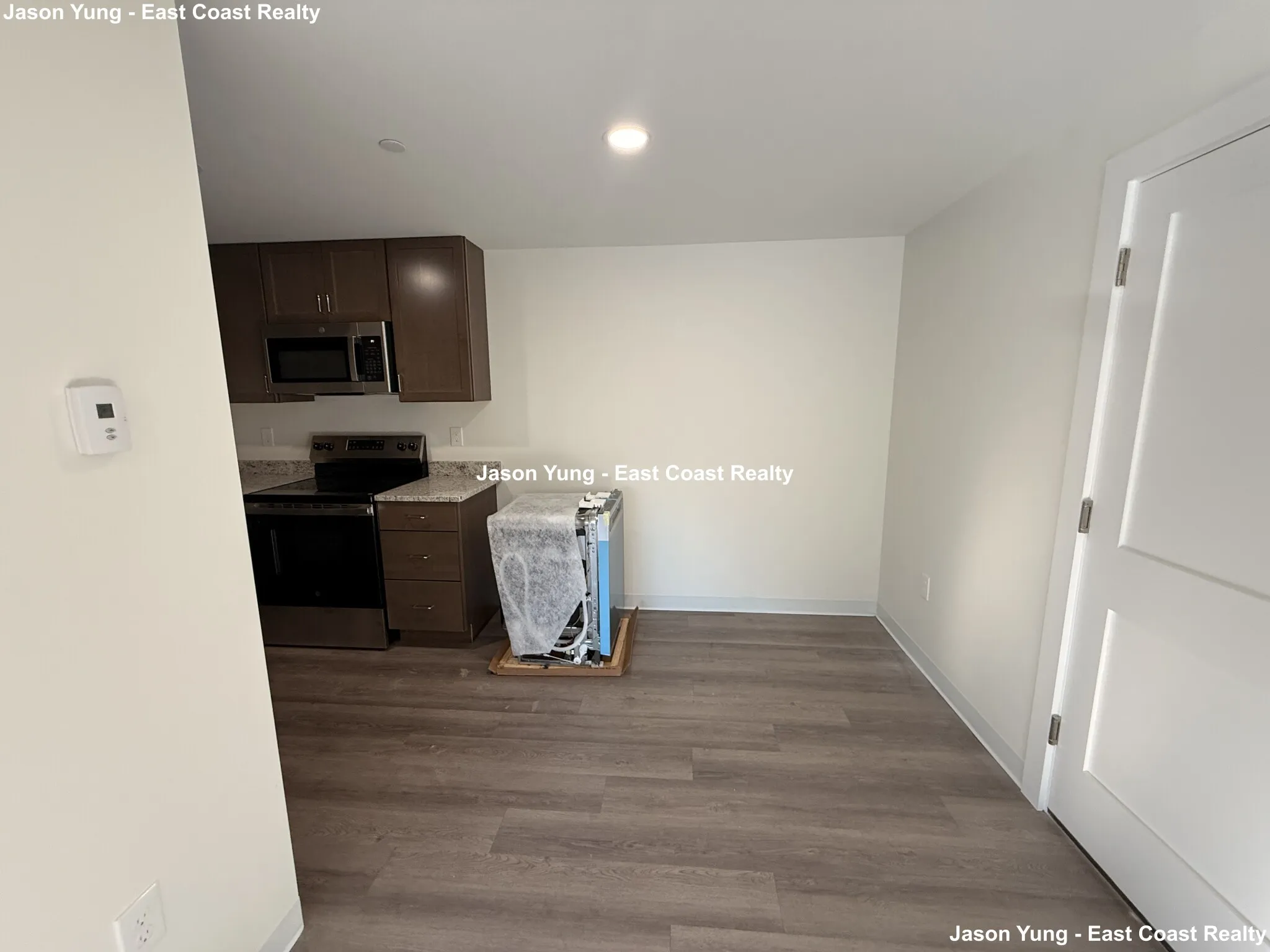 1 bed, 1 bath apartment for rent at 1741 Washington St Unit 10, Braintree — photo 3 of 14