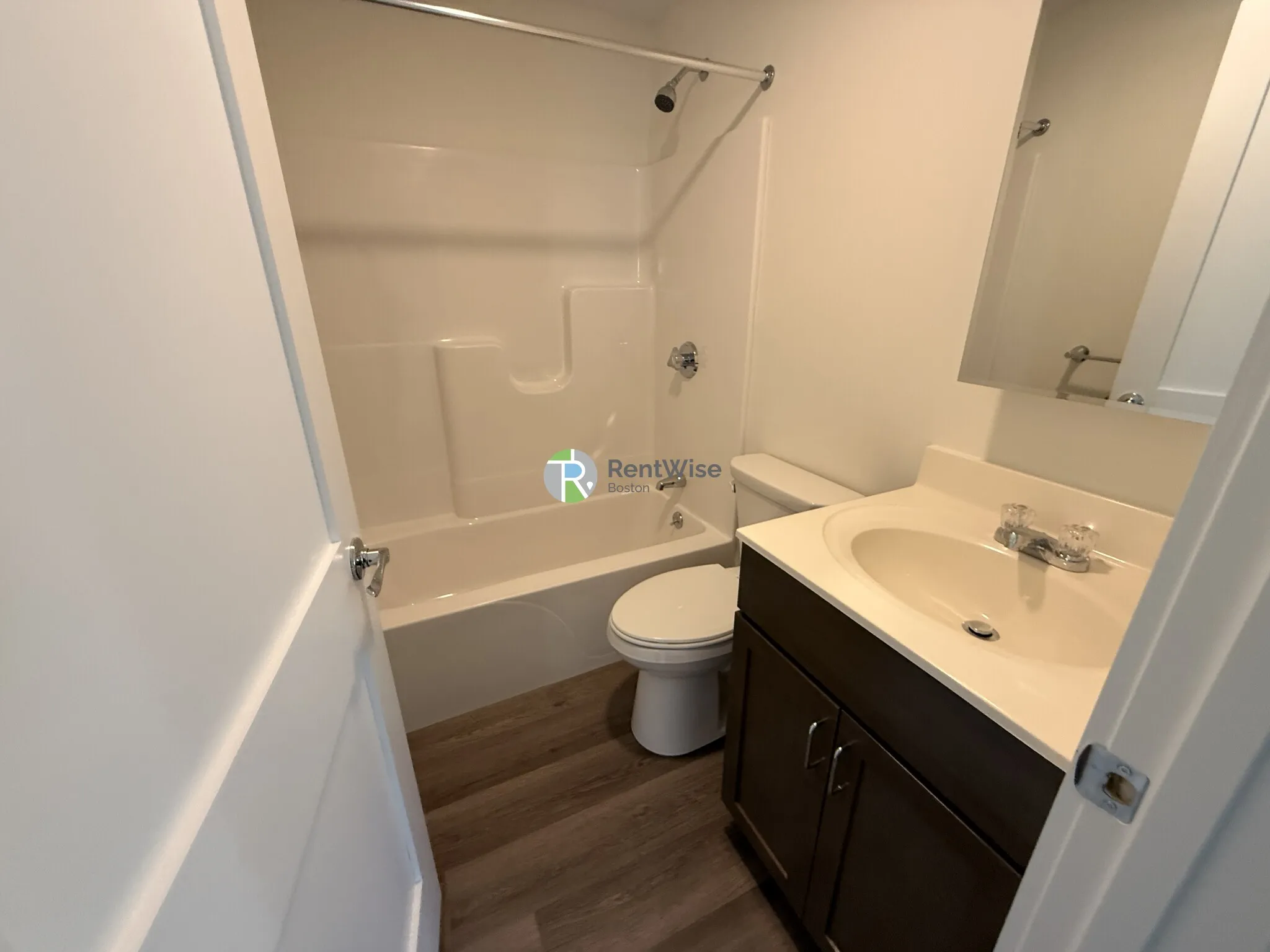 2 bed, 1 bath apartment for rent at 1741 Washington St Unit 13, Braintree — photo 15 of 20