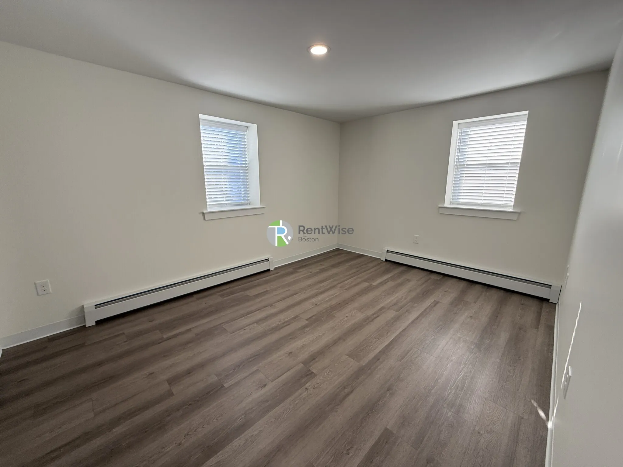 2 bed, 1 bath apartment for rent at 1741 Washington St Unit 13, Braintree — photo 9 of 20