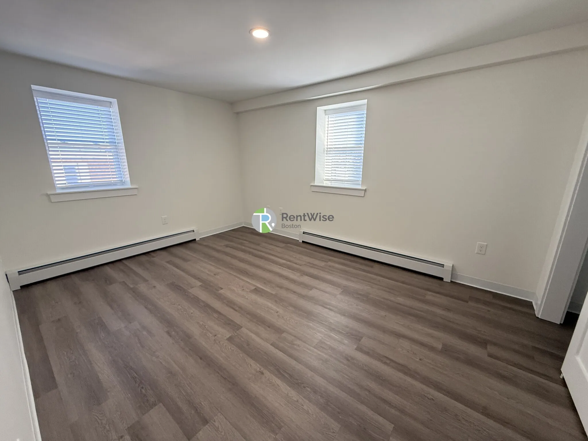2 bed, 1 bath apartment for rent at 1741 Washington St Unit 16, Braintree — photo 7 of 17