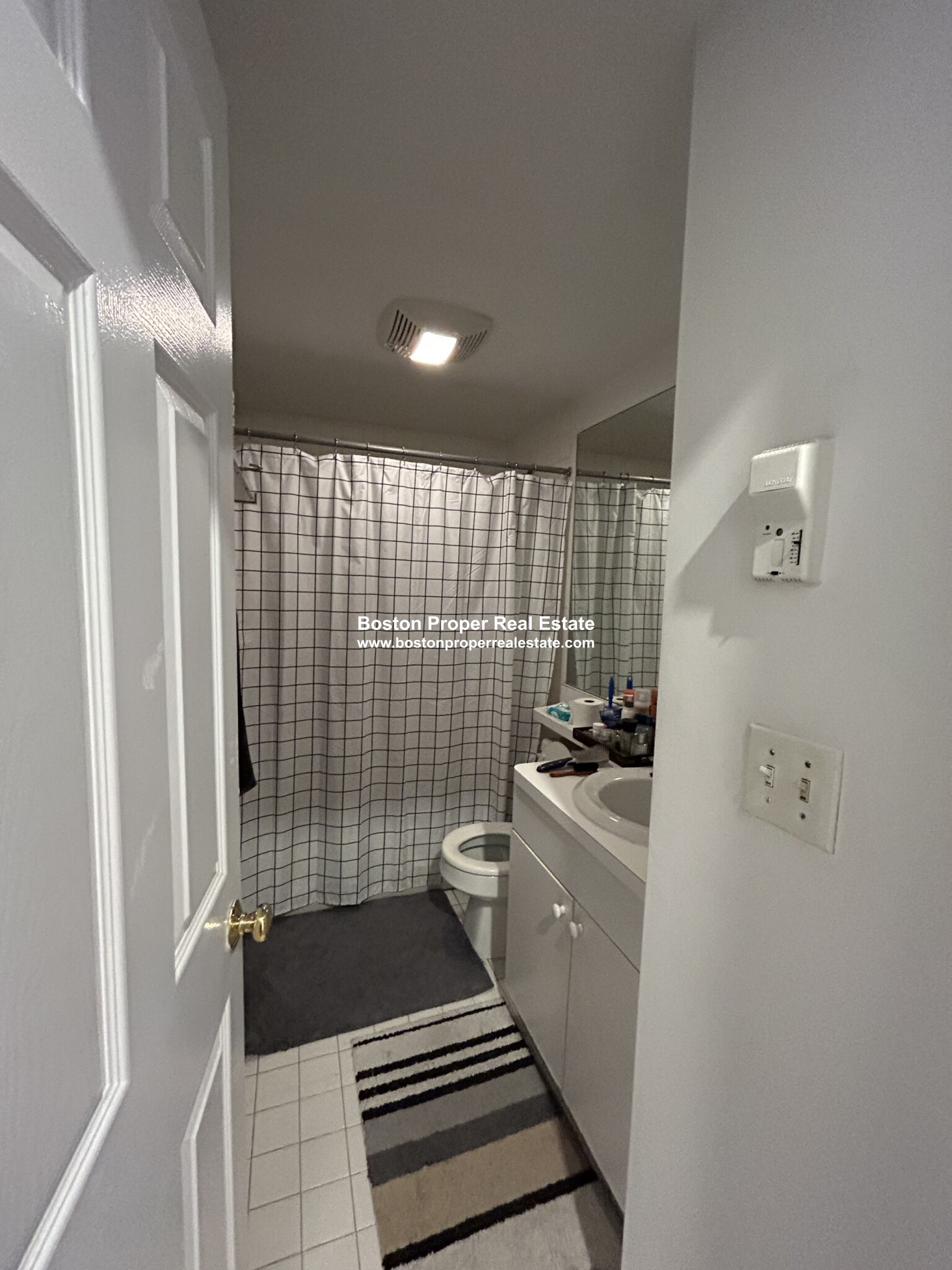 2 bed, 1 bath apartment for rent at 1742 Washington St Unit 3, South End — photo 6 of 11