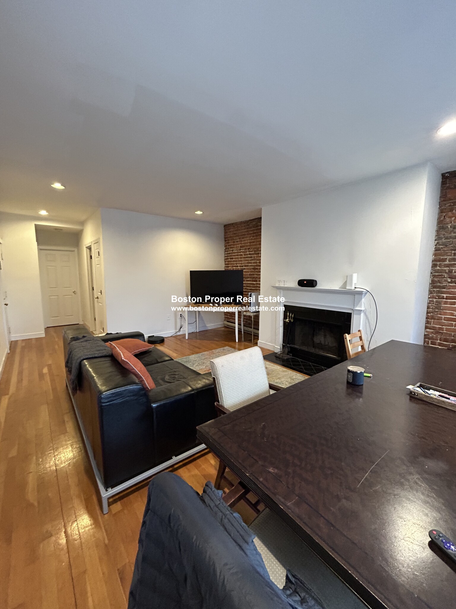 2 bed, 1 bath apartment for rent at 1742 Washington St Unit 3, South End — photo 9 of 11