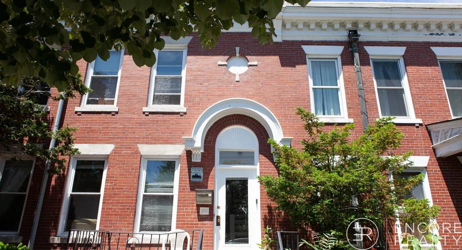 6 bed, 2.5 bath apartment for rent at 1743 Commonwealth Ave Unit 0, Brighton