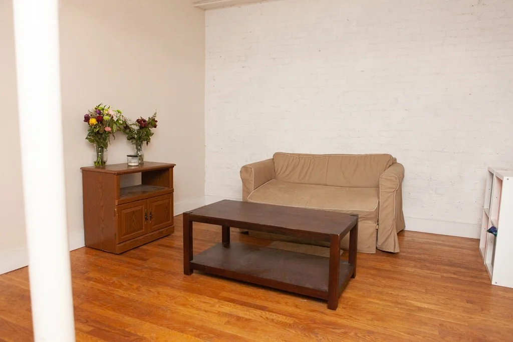 6 bed, 3 bath apartment for rent at 1743 Commonwealth Ave Unit 1, Brighton — photo 23 of 29