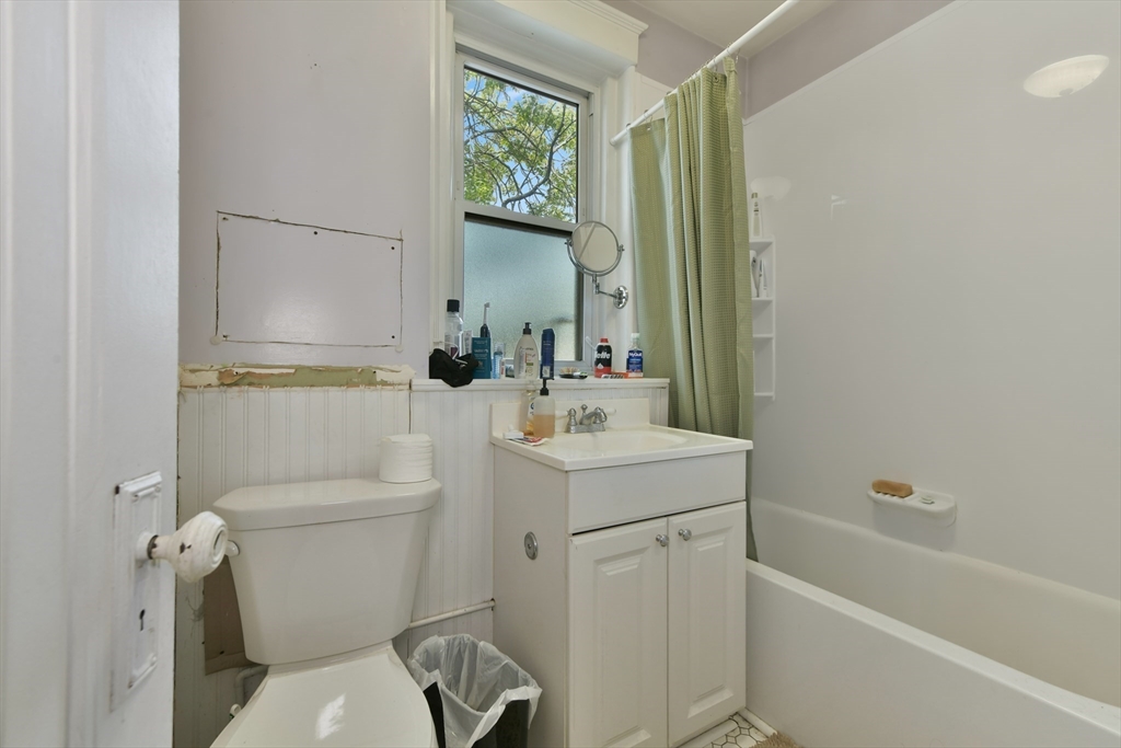 1 bed, 1 bath apartment for rent at 1746 Commonwealth Ave Unit E12, Brighton — photo 6 of 11
