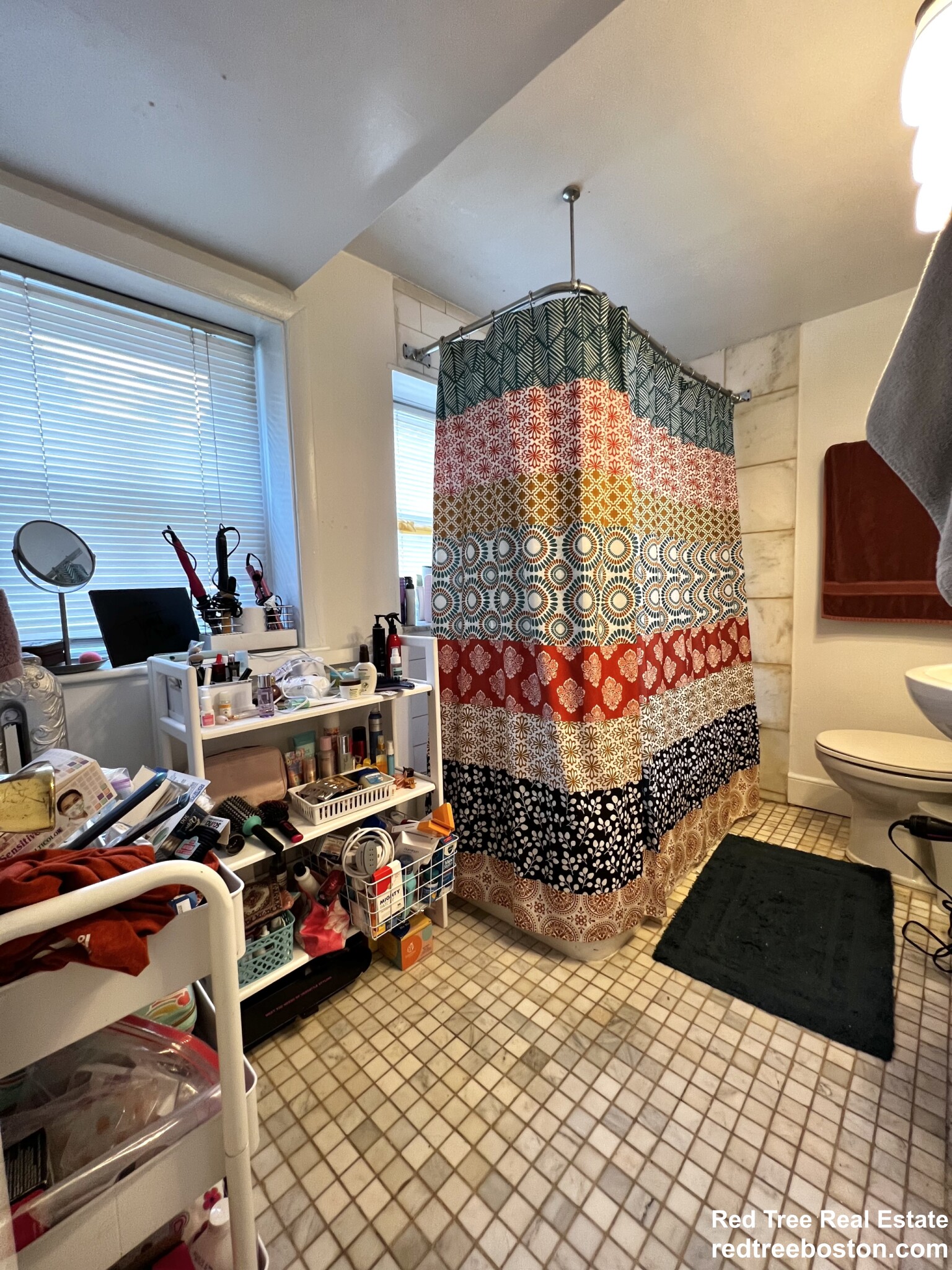 2 bed, 1 bath apartment for rent at 1748 Beacon St Unit 10, Brookline — photo 9 of 16