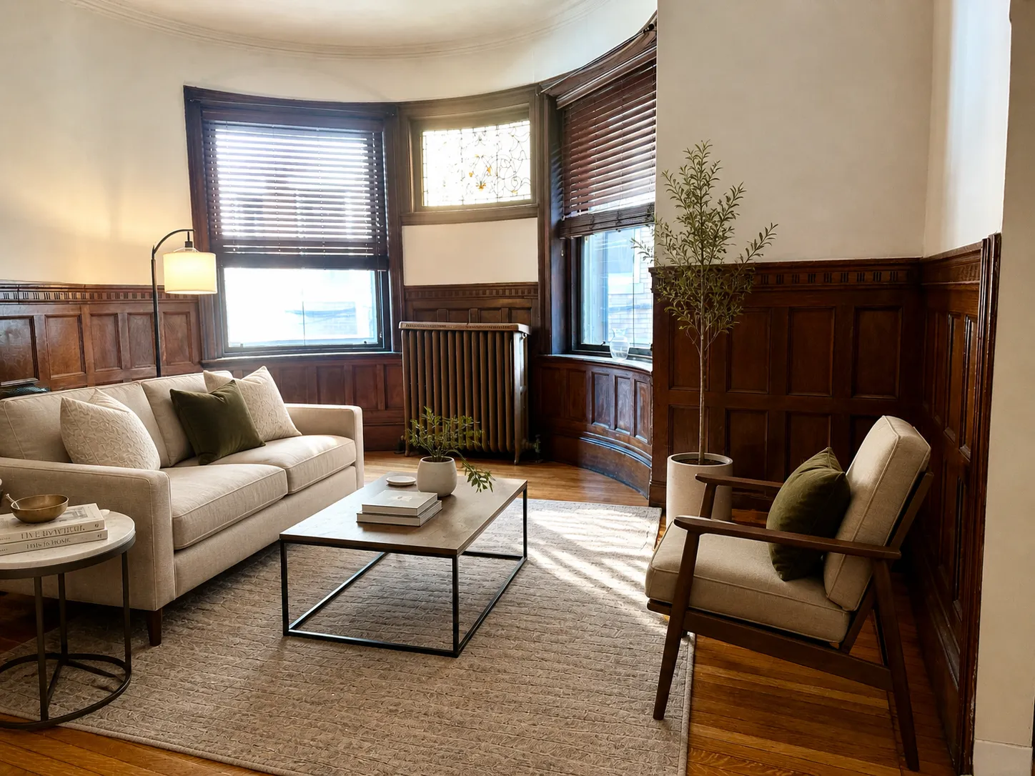 1 bed, 1 bath apartment for rent at 1748 Beacon St Unit 2, Brookline — photo 2 of 9