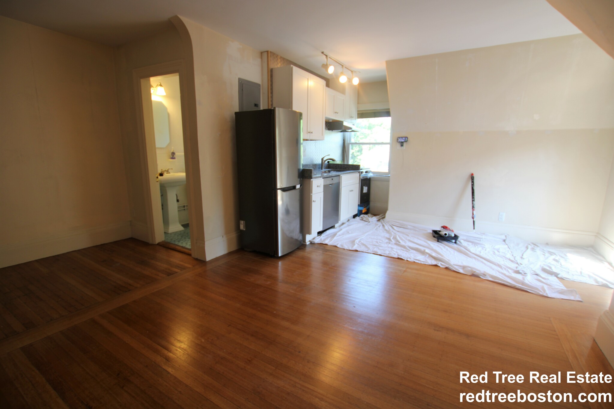 Studio bed, 1 bath apartment for rent at 1748 Beacon St Unit 9, Brookline — photo 18 of 27