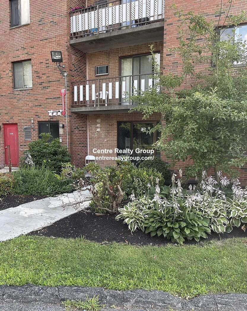 1 bed, 1 bath apartment for rent at 175 Adams St Unit 13, Nonantum — photo 2 of 11