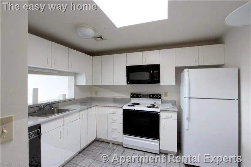 2 bed, 2 bath apartment for rent at 175 Beacon St Unit TBD, Ward Two — photo 1 of 9