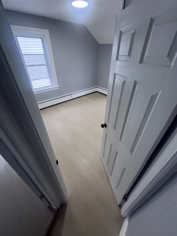 4 bed, 1 bath apartment for rent at 175 Child St Unit Left, Warren — photo 7 of 13