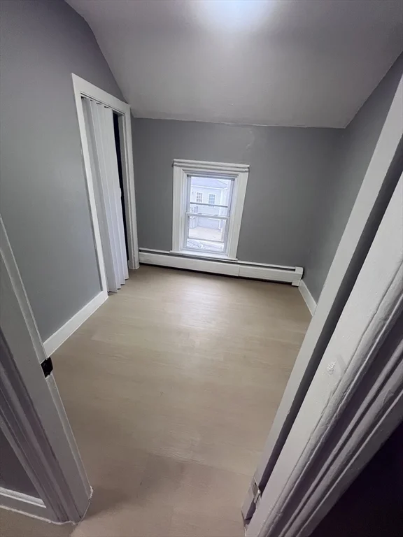 4 bed, 1 bath apartment for rent at 175 Child St Unit Left, Warren — photo 8 of 13
