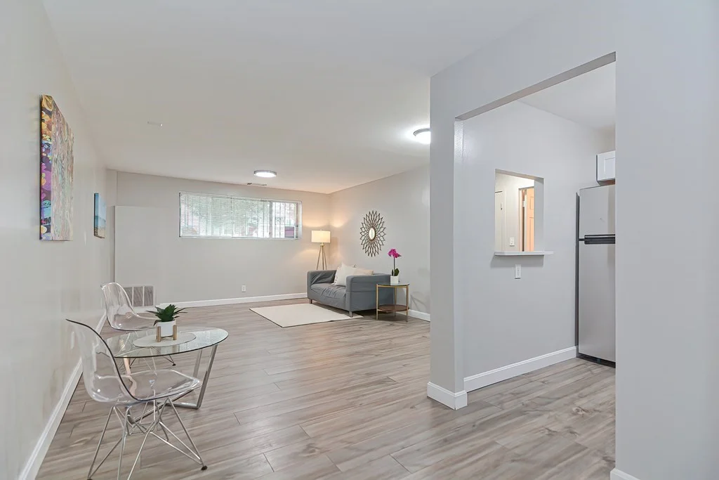 1 bed, 1 bath apartment for rent at 175 Clare Ave Unit A4, Hyde Park