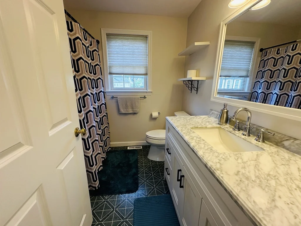 3 bed, 2 bath apartment for rent at 175 Clear Pond Dr Unit 175, Walpole — photo 28 of 35
