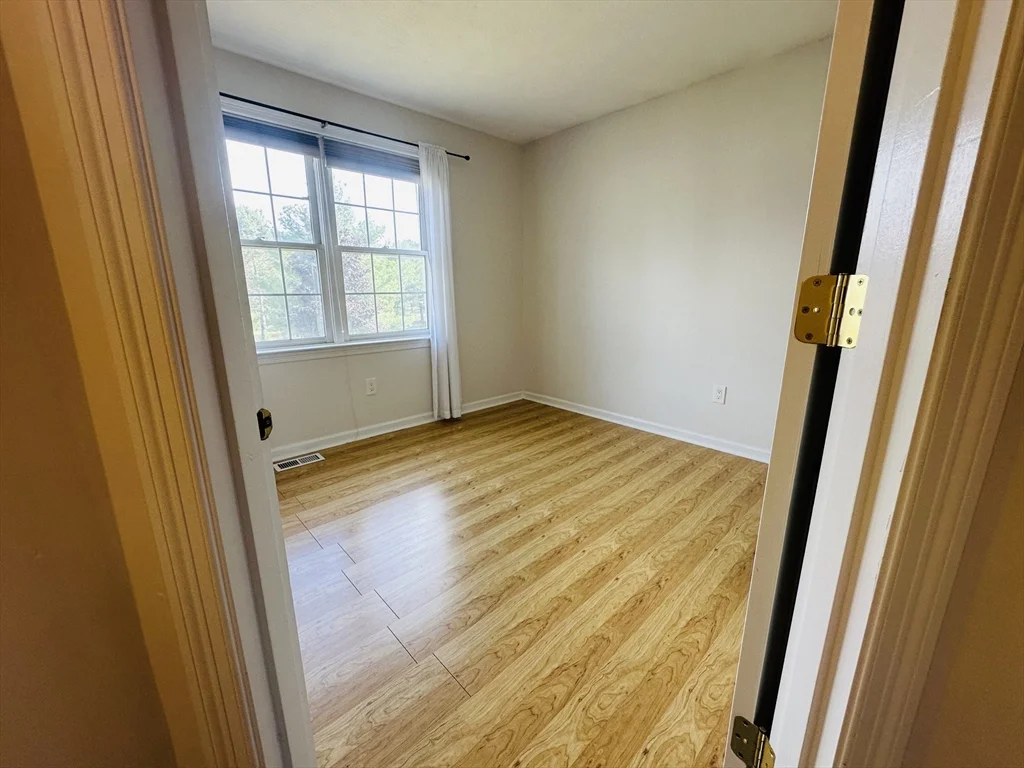 3 bed, 2 bath apartment for rent at 175 Clear Pond Dr Unit 175, Walpole — photo 29 of 35