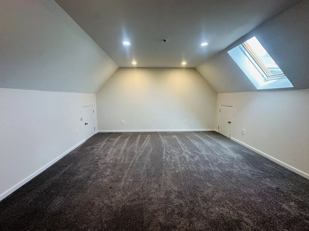 3 bed, 2 bath apartment for rent at 175 Clear Pond Dr Unit 175, Walpole — photo 23 of 35