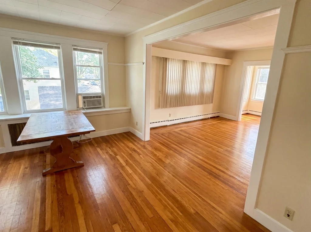3 bed, 1 bath apartment for rent at 175 Coleman St Unit 2, Malden — photo 3 of 7