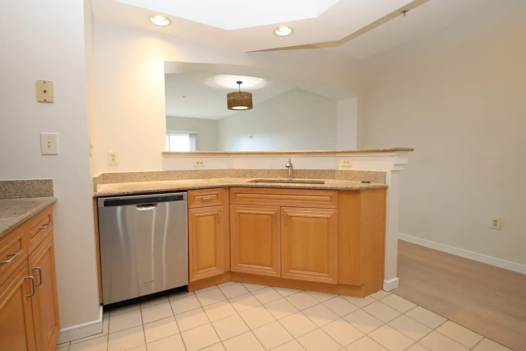 2 bed, 2 bath apartment for rent at 175 Cottage St Unit 702, Chelsea — photo 7 of 32