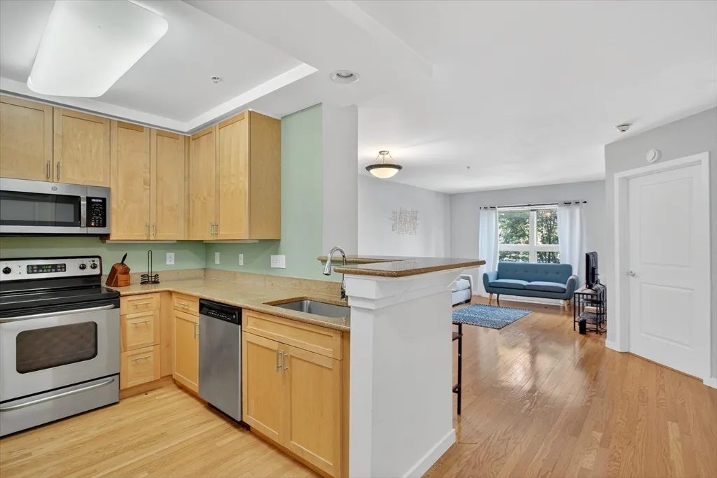 1 bed, 1 bath apartment for rent at 175 Cottage Unit 312, Chelsea — photo 8 of 15