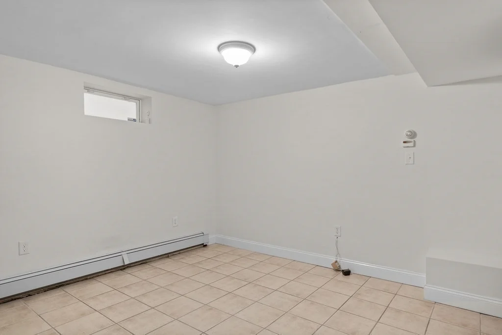 2 bed, 1 bath apartment for rent at 175 Elm St Unit 1, Wellington-Harrington — photo 11 of 14