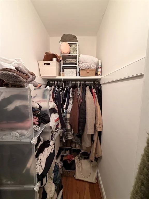 4 bed, 2 bath apartment for rent at 175 Everett Unit 1, Allston — photo 16 of 25