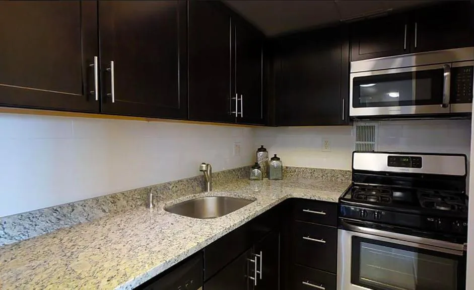2 bed, 1.5 bath apartment for rent at 175 Freeman St Unit 112, North Brookline — photo 4 of 7