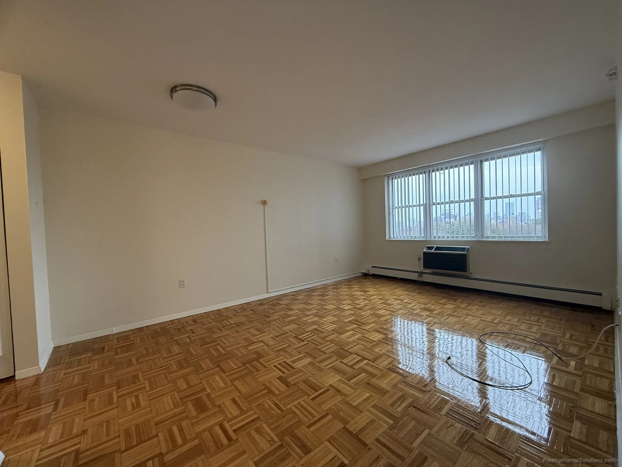 1 bed, 1 bath apartment for rent at 175 Freeman St Unit 807, North Brookline — photo 2 of 12