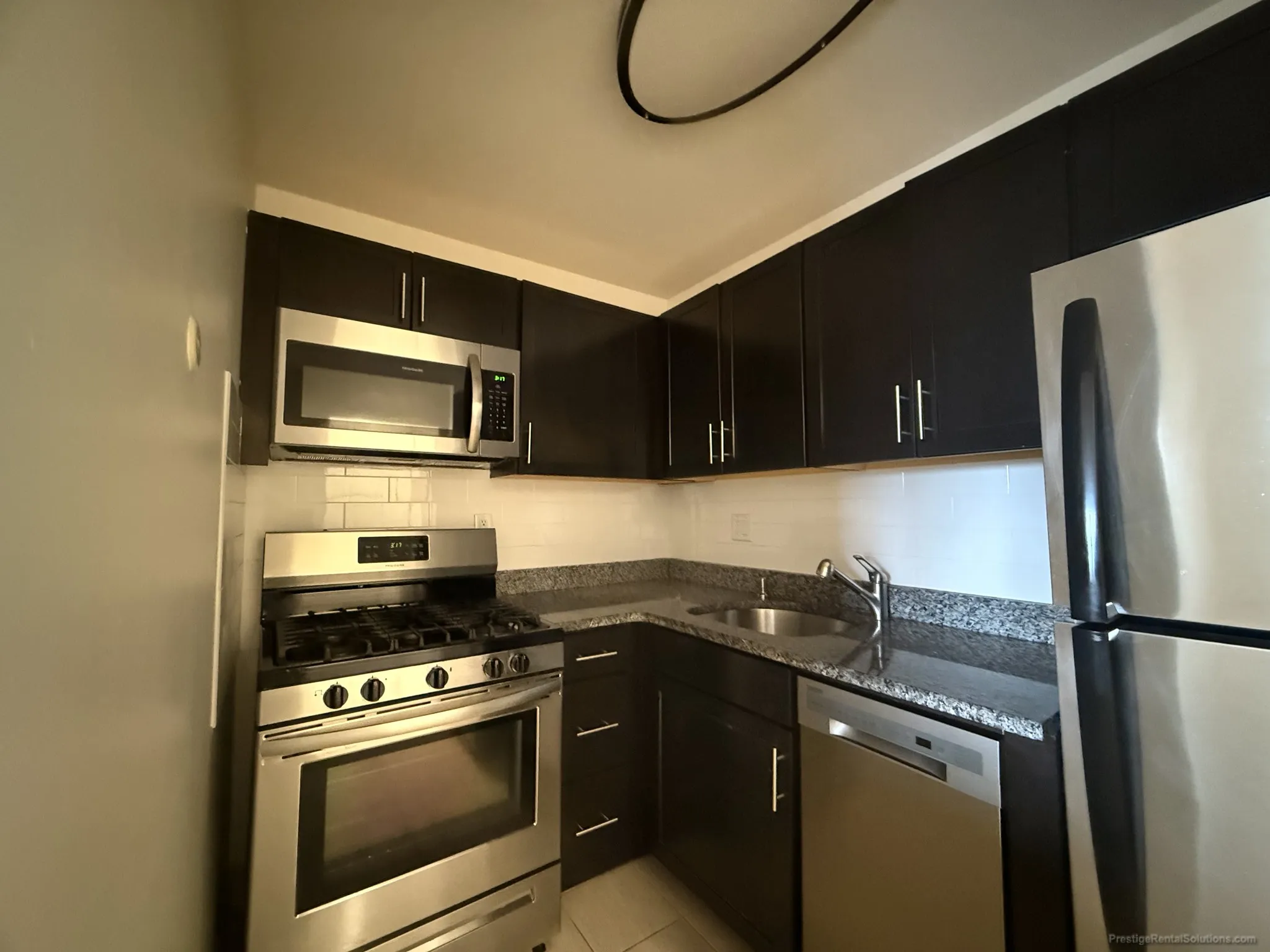 1 bed, 1 bath apartment for rent at 175 Freeman St Unit 807, North Brookline — photo 3 of 12