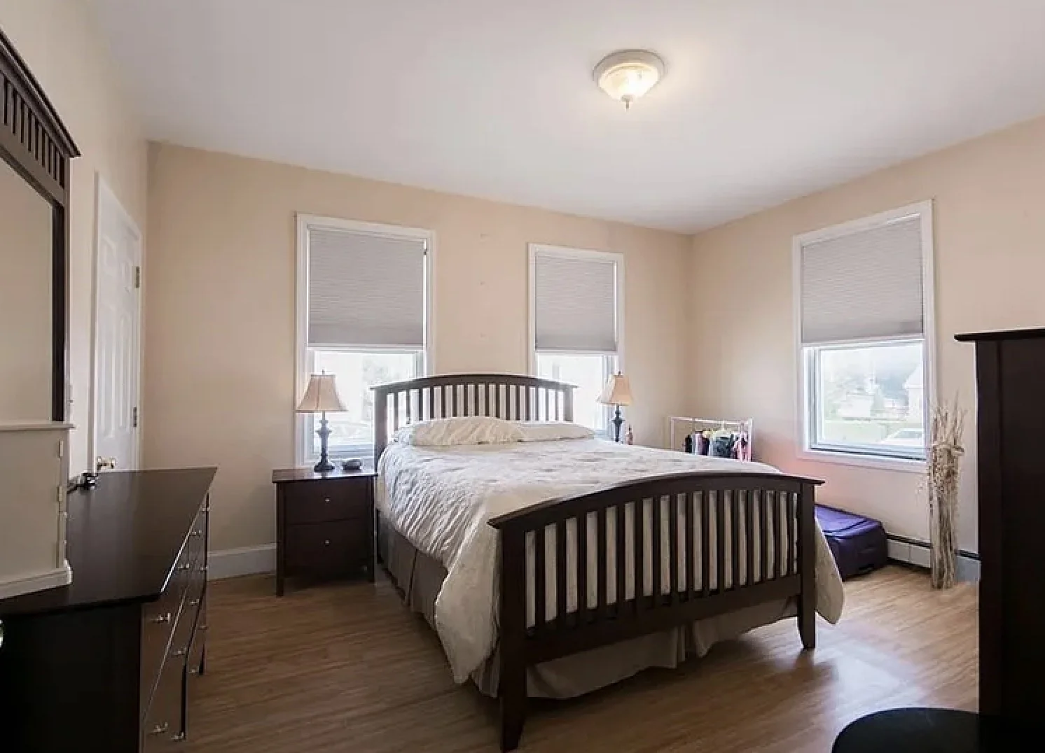 2 bed, 1 bath apartment for rent at 175 Grinnell Unit 1, Fall River — photo 4 of 10