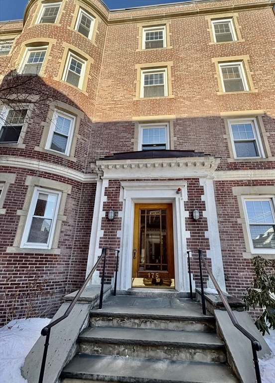 2 bed, 1 bath apartment for rent at 175 Hancock Unit 2, Mid Cambridge — photo 12 of 12