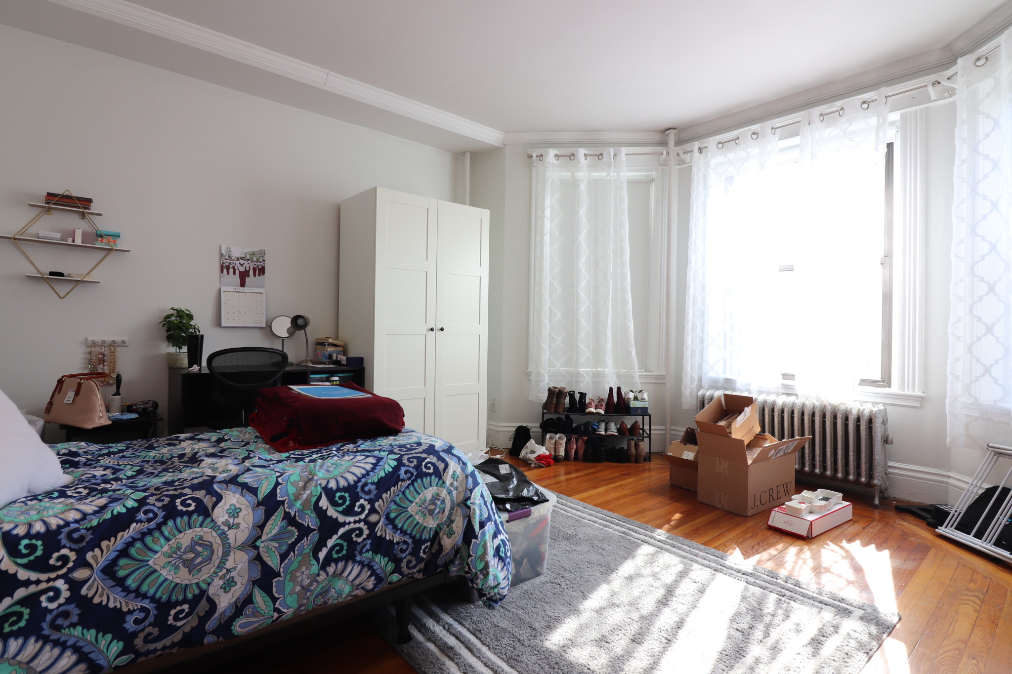 3 bed, 2 bath apartment for rent at 175 Harvard St Unit 1, Coolidge Corner — photo 6 of 18