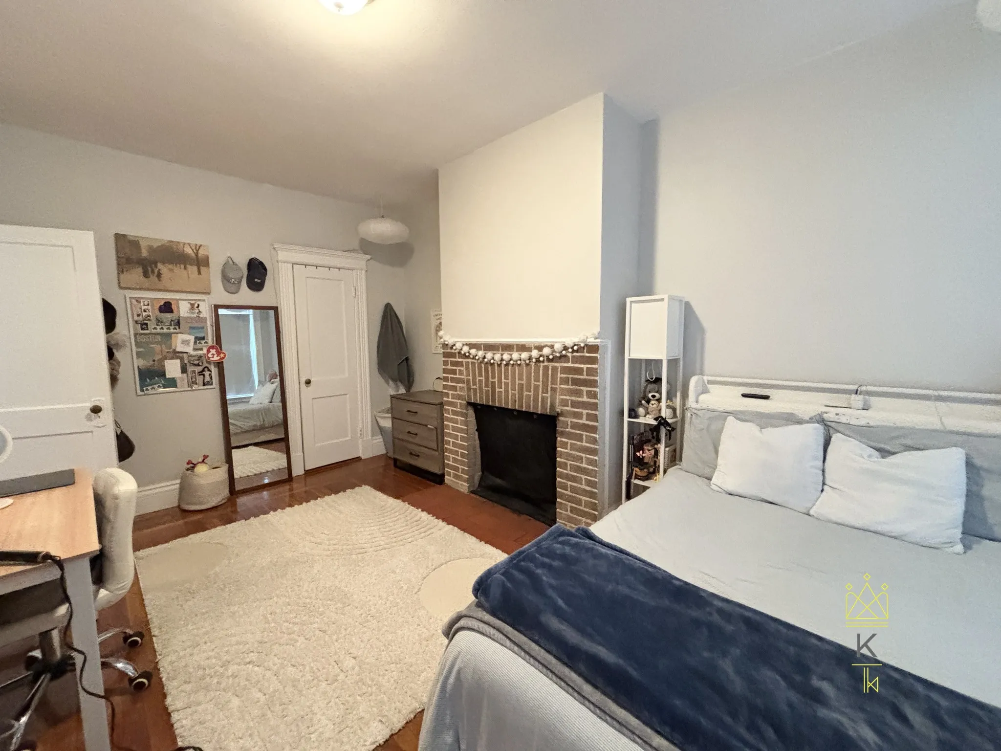2 bed, 1 bath apartment for rent at 175 Harvard St Unit 2, Coolidge Corner — photo 2 of 12