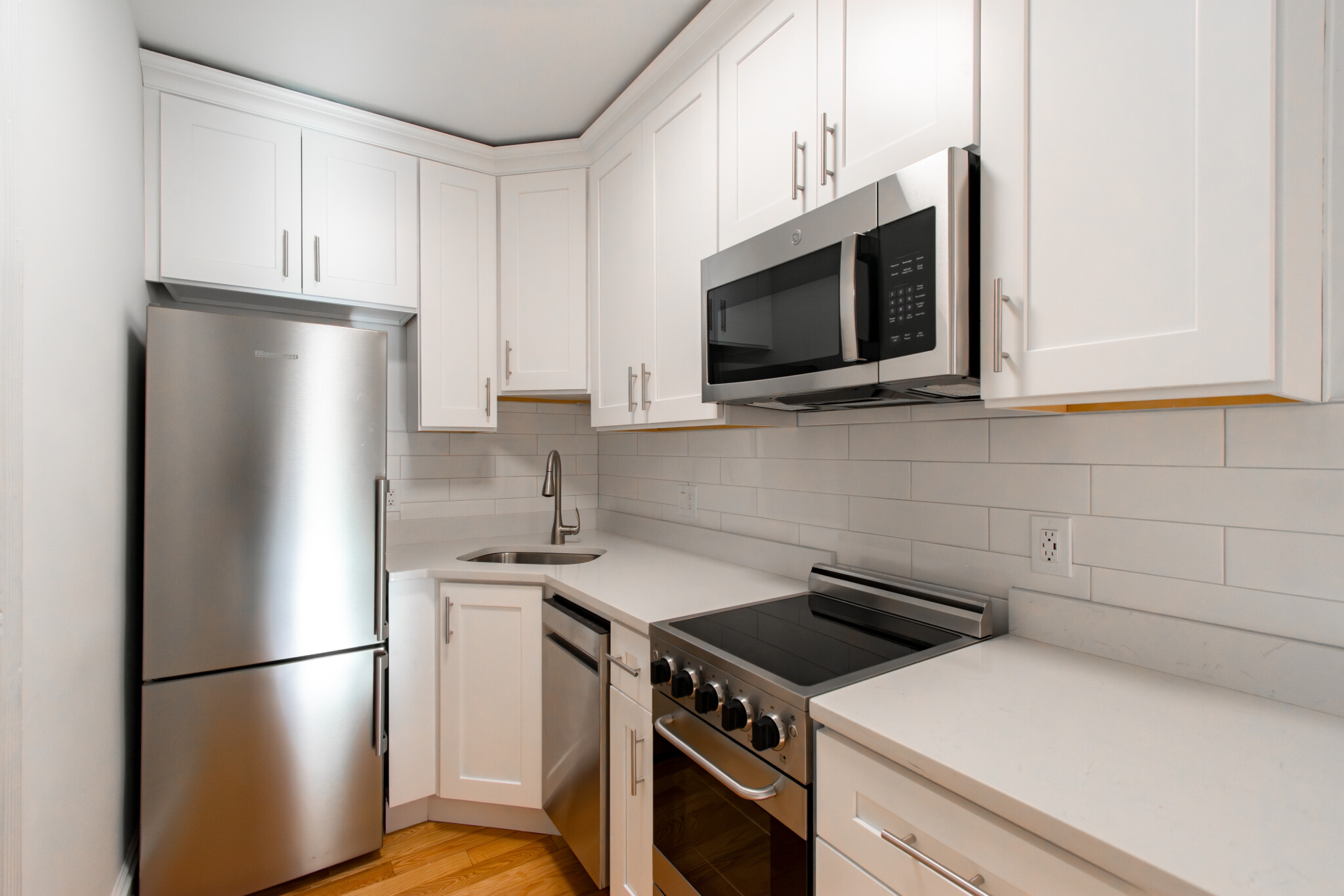 2 bed, 1 bath apartment for rent at 175 Hemenway St Unit 15, Fenway