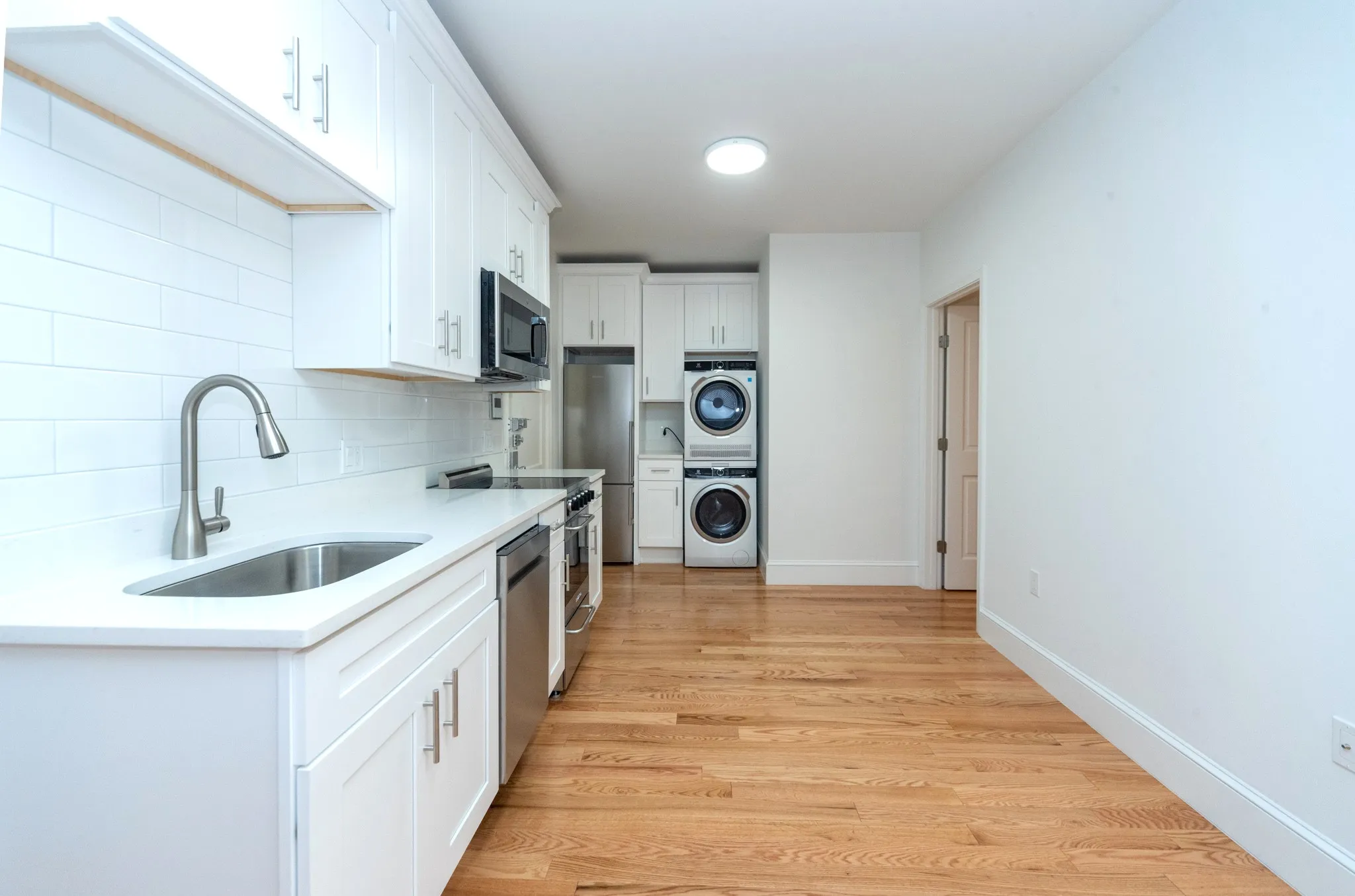 3 bed, 1 bath apartment for rent at 175 Hemenway St Unit 6, Fenway — photo 7 of 17