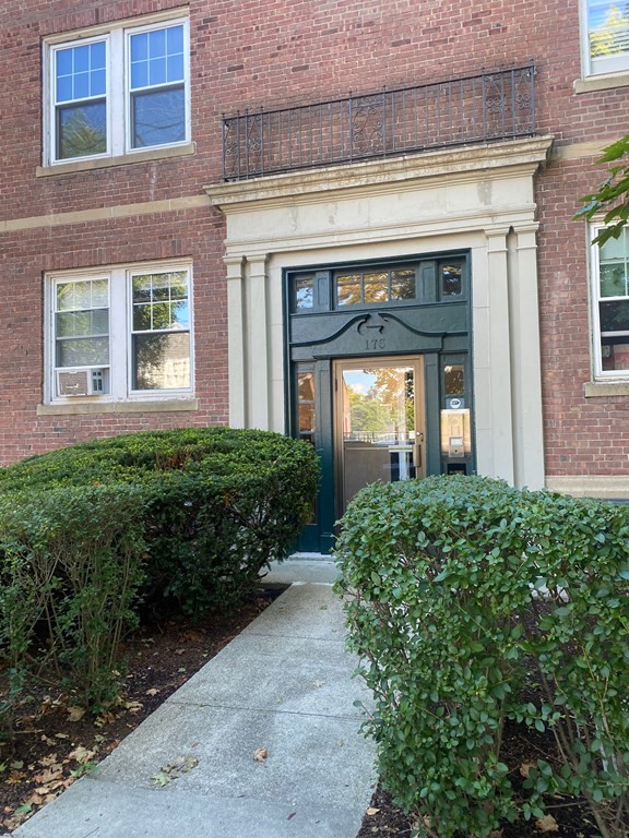 2 bed, 1 bath apartment for rent at 175 Kent St Unit 3, Brookline Village — photo 1 of 14