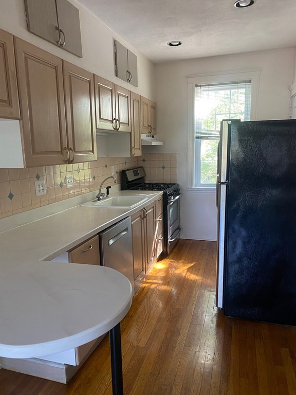 2 bed, 1 bath apartment for rent at 175 Kent St Unit 3, Brookline Village — photo 2 of 14