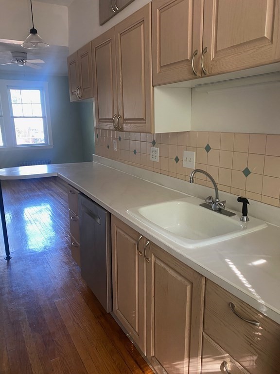 2 bed, 1 bath apartment for rent at 175 Kent St Unit 3, Brookline Village — photo 9 of 14
