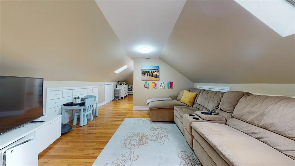 3 bed, 1 bath apartment for rent at 175 Mount Vernon Unit 2, Malden — photo 17 of 17