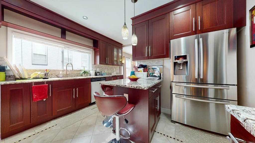 3 bed, 1 bath apartment for rent at 175 Mount Vernon Unit 2, Malden — photo 9 of 17