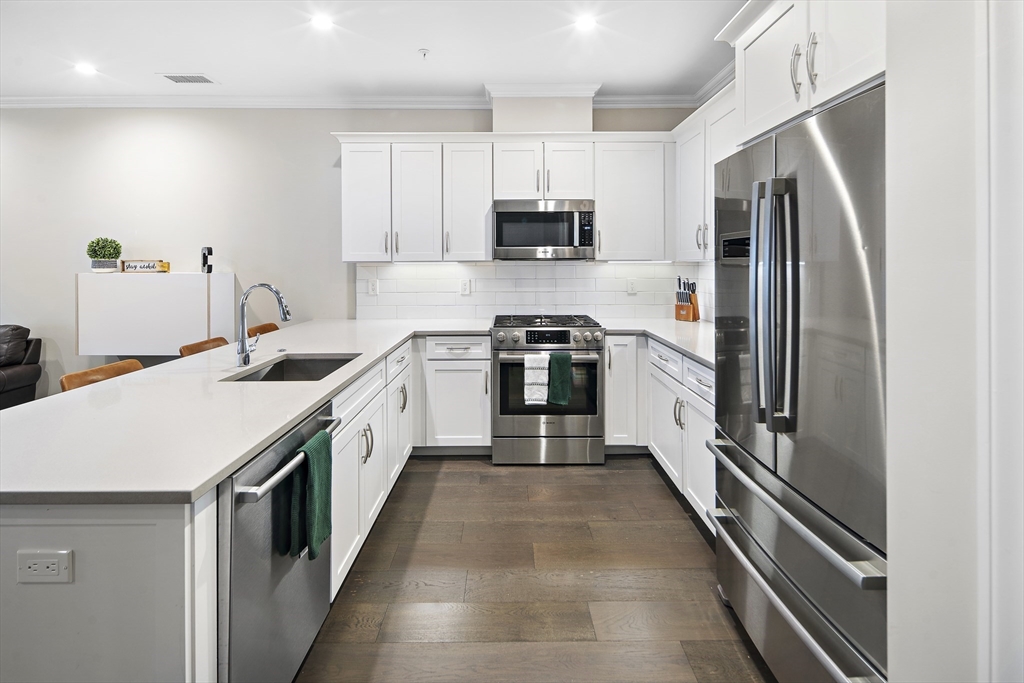 1 bed, 1 bath apartment for rent at 175 North Ave Unit 204, Wakefield — photo 8 of 36