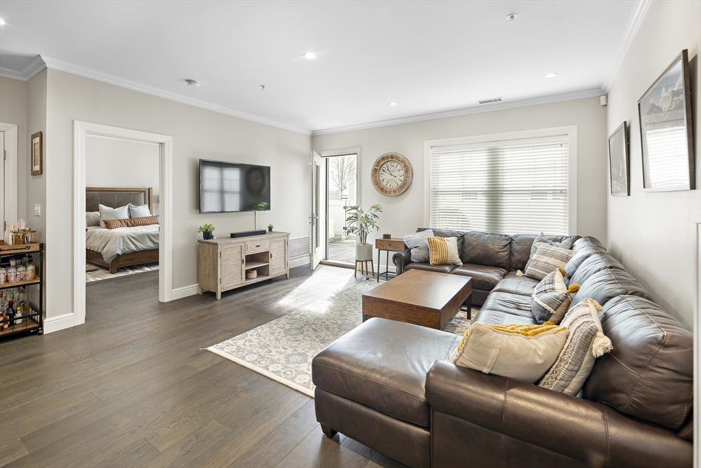 1 bed, 1 bath apartment for rent at 175 North Ave Unit 204, Wakefield — photo 3 of 36