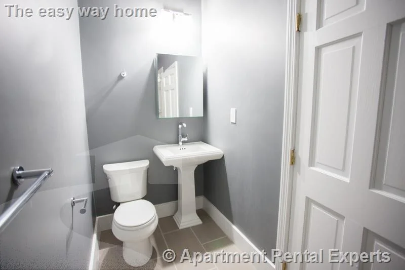 Studio bed, 1 bath apartment for rent at 175 Rindge Ave Unit 1LF, Porter Square — photo 5 of 10