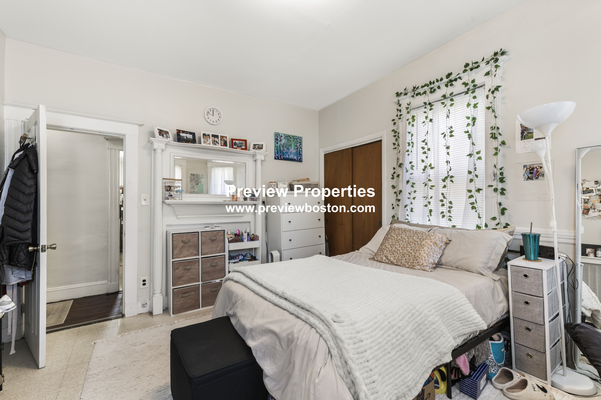 5 bed, 1 bath apartment for rent at 175 River St Unit 3P, Riverside — photo 14 of 17