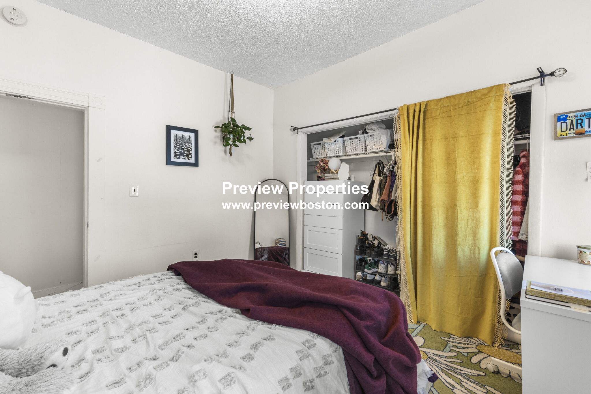 5 bed, 1 bath apartment for rent at 175 River St Unit 3P, Riverside — photo 9 of 17