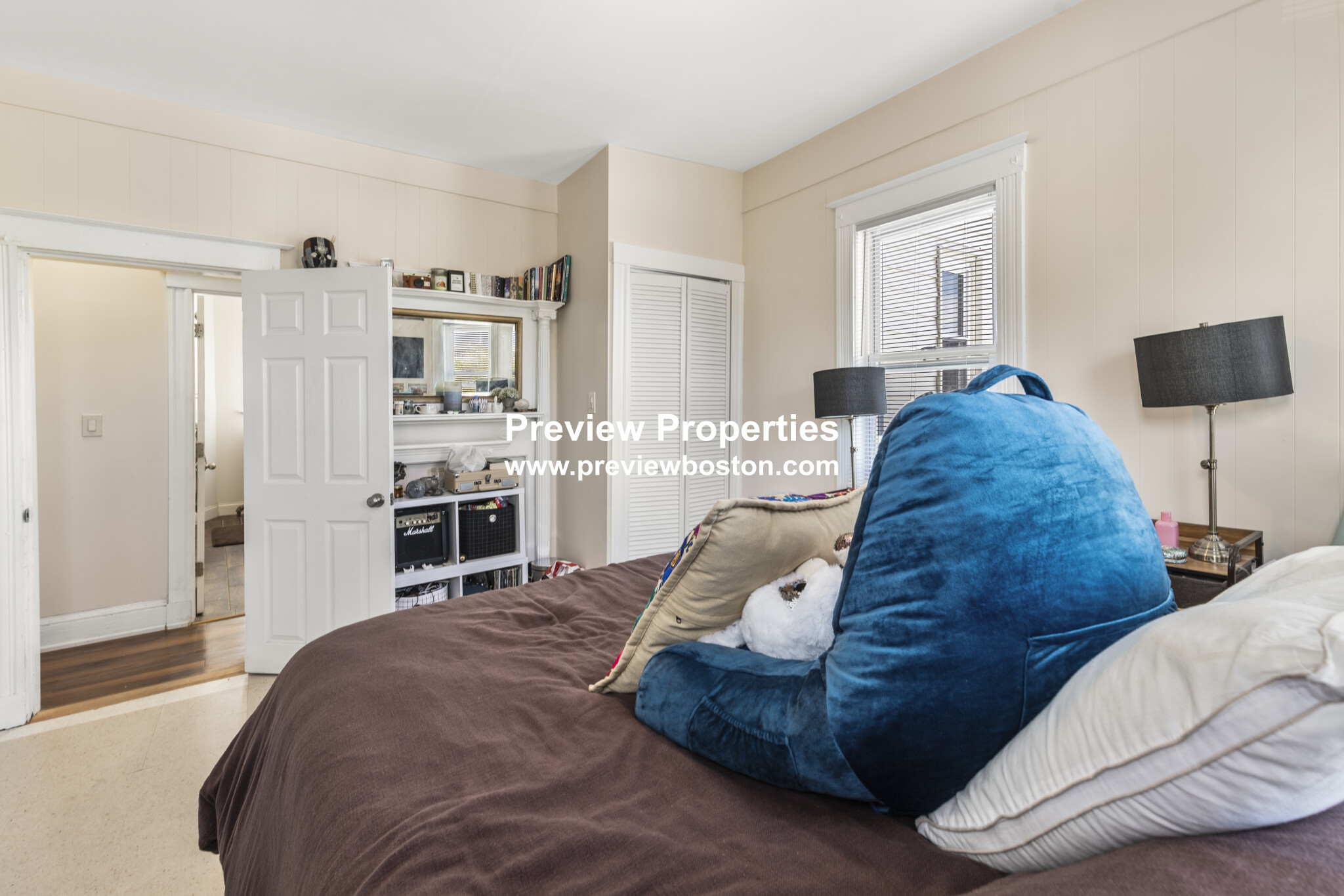 5 bed, 1 bath apartment for rent at 175 River St Unit 3P, Riverside — photo 4 of 17