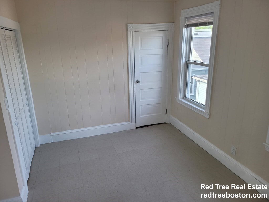 4 bed, 1.5 bath apartment for rent at 175 River Unit 3, Cambridgeport — photo 20 of 21